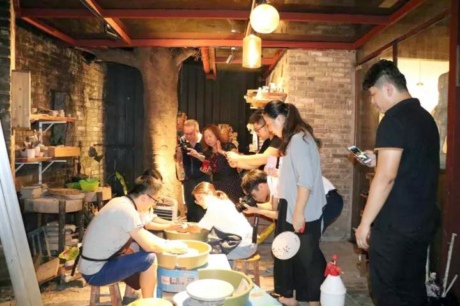 1.5體驗拉胚.jpg