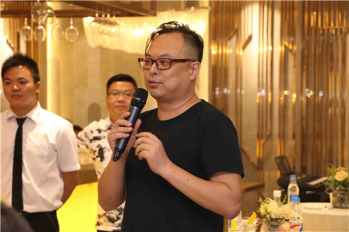 成都多維設計事務所張曉瑩_副本.jpg
